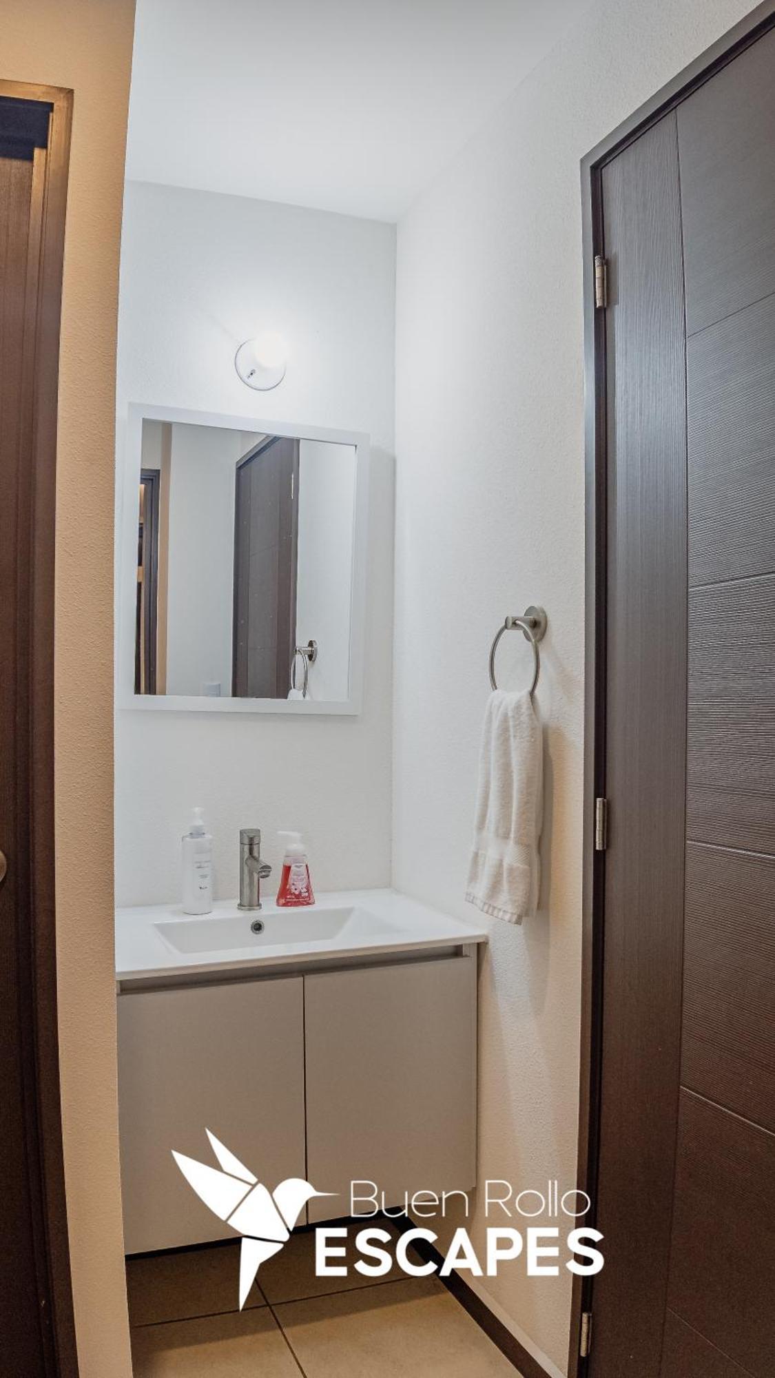 Luxury King - Free Pool, Gym & Parking - Buen Rollo Escapes Città del Guatemala
