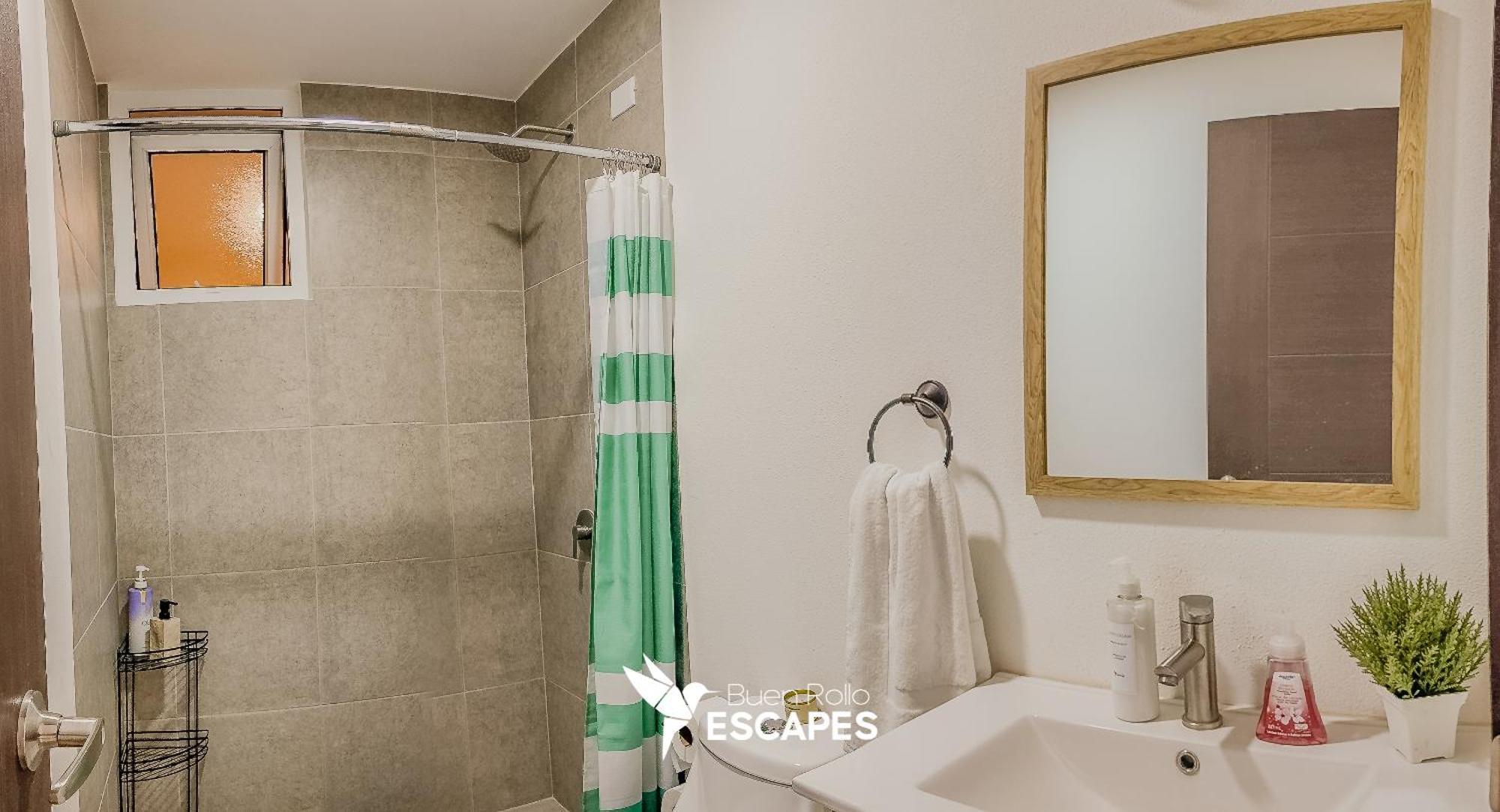Luxury King - Free Pool, Gym & Parking - Buen Rollo Escapes Città del Guatemala